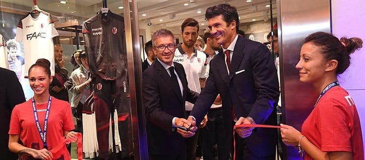 Bologna e Macron inaugurano uno store a tinte rossoblù