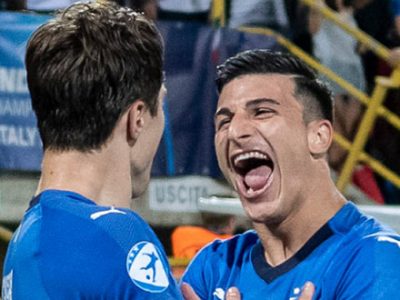 Notte magica a Bologna, l'Italia Under 21 debutta all'Europeo piegando 3-1 la Spagna. Decisivo Chiesa, bene Calabresi e Orsolini