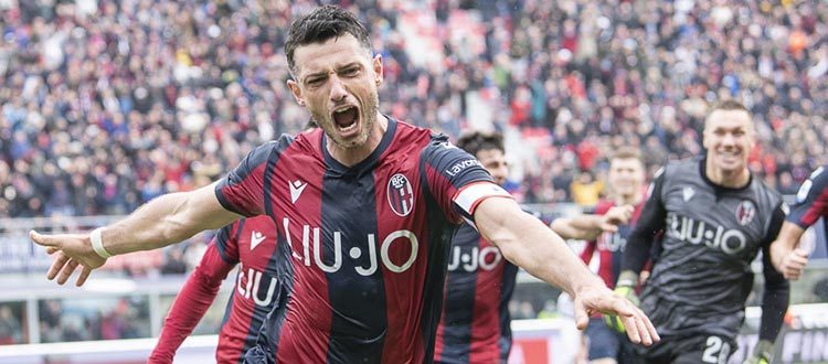 Da Dzemaili a Inglese, come all'andata è un gol al 95' a sancire il 2-2 nel derby tra Bologna e Parma