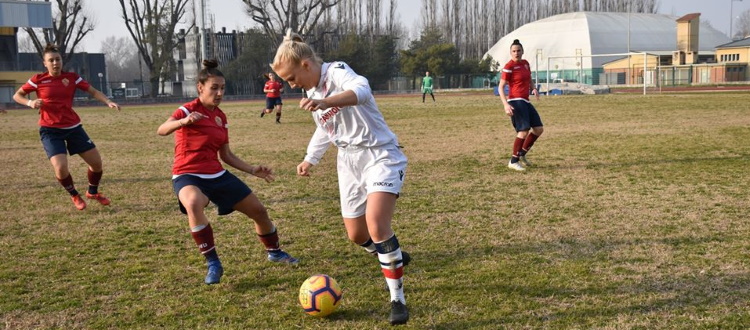 Altra domenica nera per il Bologna Femminile: la Res Women, in inferiorità numerica, passa su rigore al 90'