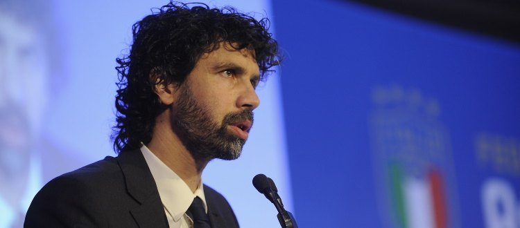 Tommasi si dimette da presidente dell'Associazione Italiana Calciatori: "Alcune mie idee troppo spesso motivo di contrapposizione interne"