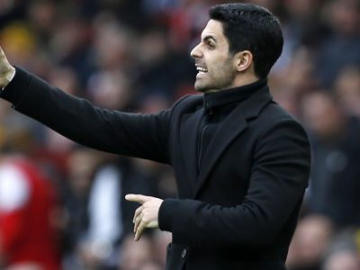 Stop a tutto il calcio anche in Francia. La Premier League tira dritto, ma Arteta risulta positivo al COVID-19