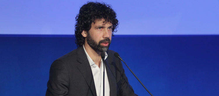 Tommasi: "La proposta della Serie A sugli stipendi è paradossale e incomprensibile, siamo quasi alla schizofrenia"