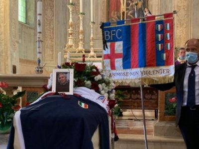 Celebrato il funerale di William Negri, presente una delegazione del Bologna