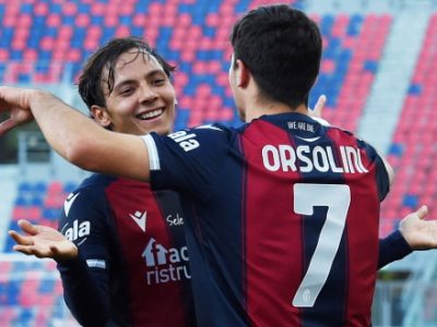 Primo tempo da sbadigli, poi Soriano sveglia il Bologna: 2-0 alla Reggina con Vignato e Orsolini, porta inviolata dopo 39 gare