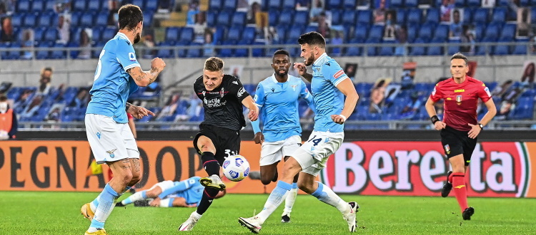 Ancora un bel Bologna, ancora zero punti: 2-1 Lazio con Luis Alberto e Immobile, pesano le ingenuità e le decisioni di Irrati e Mazzoleni