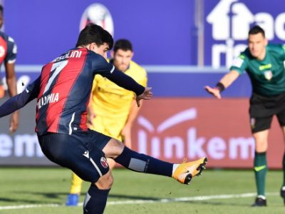 Orsolini non fallisce dal dischetto, il Bologna piega 1-0 il Verona e torna con merito alla vittoria