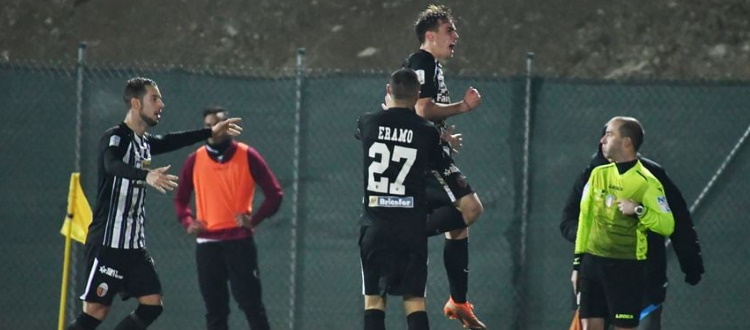 Primo gol tra i professionisti per Cangiano, decisivo nella rimonta vincente dell'Ascoli sulla Reggina