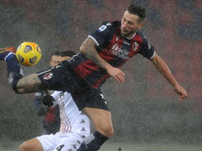 Defaticante per i titolari di ieri, lavoro più intenso per gli altri. Domani riposo, da lunedì testa al Sassuolo