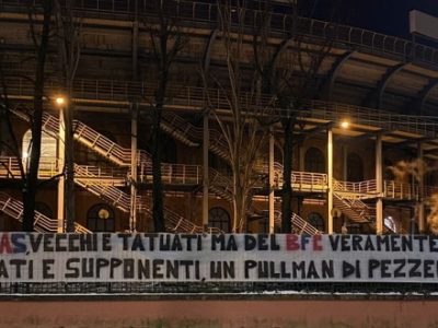 Striscione e comunicato di tre gruppi ultras, Mihajlovic nel mirino: 