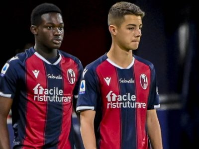 Esordio in Serie A e in maglia rossoblù per Amey e Urbanski, il difensore è il più giovane debuttante nella storia del massimo campionato