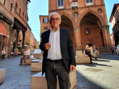 'Bologna, storia di una città', al Comunale lo spettacolo di Comaschi dagli Etruschi a Dall'Ara. Tra il pubblico anche Bigon, stasera si replica