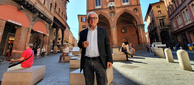 'Bologna, storia di una città', al Comunale lo spettacolo di Comaschi dagli Etruschi a Dall'Ara. Tra il pubblico anche Bigon, stasera si replica