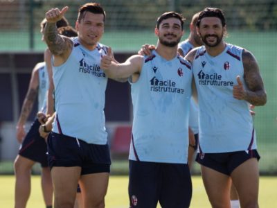 Seduta atletica fra campo e palestra per il Bologna, anche domani allenamento alle 10