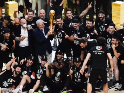 Basket, la Virtus Bologna è campione d'Italia: finale contro Milano chiusa 4-0, 16° scudetto per le V nere