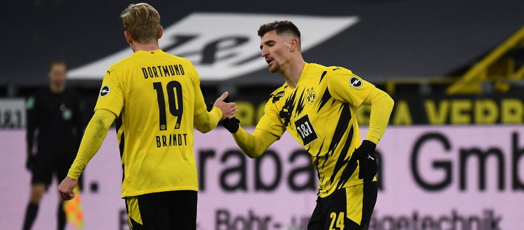 Brandt e Meunier del Borussia Dortmund positivi al COVID, il tedesco era in campo venerdì scorso contro il Bologna