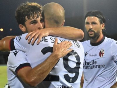 Gol e spettacolo tra Bologna e Pordenone: 4-2 rossoblù con De Silvestri, Dominguez, Vignato e Santander, buon debutto di Arnautovic