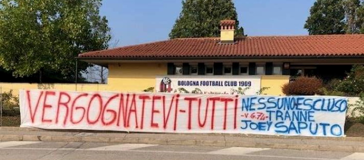 Bologna, striscione di contestazione a Casteldebole: "Vergognatevi tutti tranne Joey Saputo"