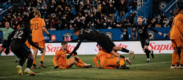 Il CF Montréal supera 2-0 gli Houston Dynamo e resta in lizza per i playoff: nell'ultimo turno 'spareggio' contro l'Orlando City