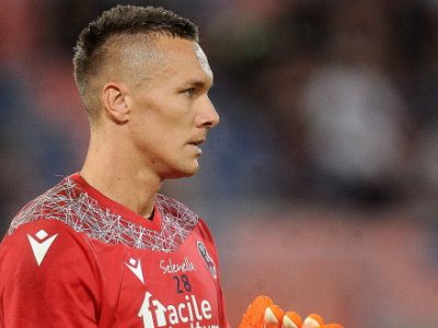 Seduta tattica con prove di calci piazzati a due giorni da Bologna-Juve, ok Skorupski e Arnautovic