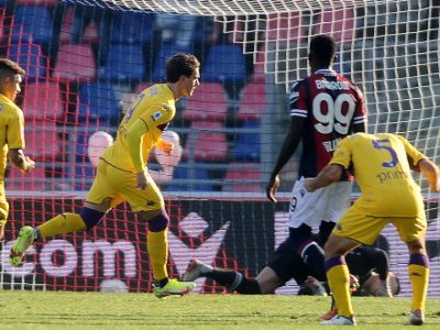 Bologna in tono minore, la Fiorentina passa con merito al Dall'Ara: 2-3, ai rossoblù non bastano Barrow e Hickey