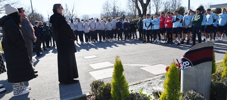 A Casteldebole ricordato Niccolò Galli a 21 anni dalla scomparsa. Per i rossoblù doppia seduta tra campo e palestra