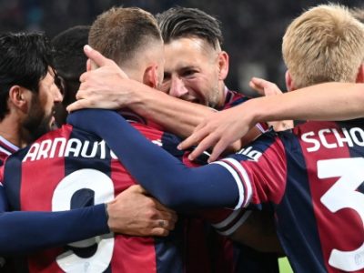 Domani alle 9 la presentazione online delle prime due maglie del Bologna per la stagione 2022-2023