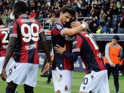 Cuore Bologna contro l'Udinese e l'emergenza: Udogie e Success ribaltano il vantaggio di Hickey, Sansone la chiude sul 2-2