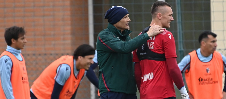 Bentornato Sinisa! Mihajlovic riabbraccia i suoi ragazzi e dirige l'allenamento del Bologna a Casteldebole