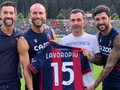 Lavoropiù festeggia i 15 anni al fianco del Bologna diventando sleeve partner per la stagione 2022-2023