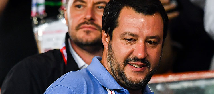 Salvini al centro sportivo di Pinzolo: "Nello scudetto del Milan c'è tanto merito del Bologna. Stimo Sinisa, ci conosciamo da tempo"