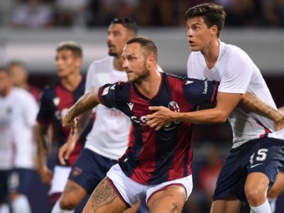 Dall'Inghilterra: lo United si tira indietro per Arnautovic, alla base della scelta la volontà del Bologna e le proteste dei tifosi rossoneri