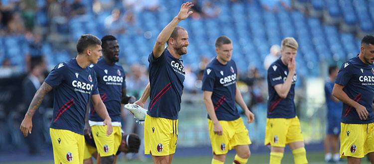 "Per la maglia, sempre col coltello tra i denti": a Casteldebole la Curva Andrea Costa carica il BFC e chiede alla squadra un campionato diverso