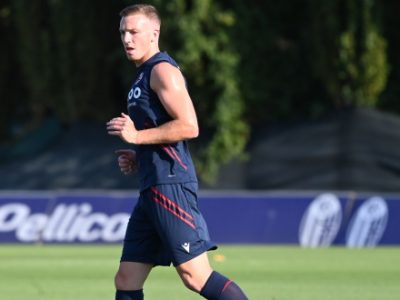 Per Bologna-Cosenza tutti a disposizione di Mihajlovic tranne Ferguson, appena rientrato dalla Scozia per questioni burocratiche