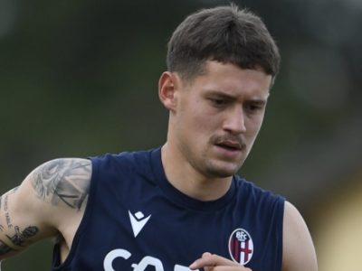 Ripresa delle attività verso Bologna-Verona, primo allenamento in rossoblù per Sosa. Domani doppia seduta, ore 10 e 16