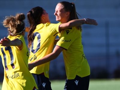 Cuore e carattere, il Bologna femminile in dieci batte 1-0 il Vicenza: decide Antolini
