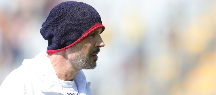 Controllo medico già programmato per Mihajlovic, lo staff dirige l'allenamento. Intanto il Bologna valuta la sua posizione