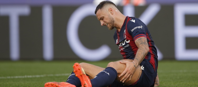 Arnautovic, gli esami confermano la lesione muscolare al piede destro: stop di 2-3 settimane