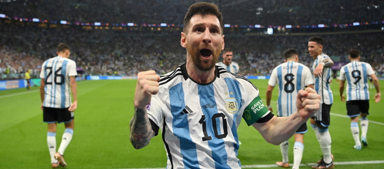 L'Argentina è ancora viva: 2-0 al Messico. Francia già agli ottavi piegando la Danimarca, restano in corsa Australia e Polonia