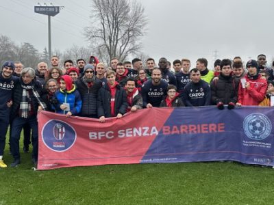 A Casteldebole l'incontro fra il Bologna e la scuola calcio BFC Senza Barriere