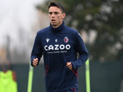 Doppia seduta fra palestra e campo per il Bologna, domani alle 14:30 amichevole con la Primavera in diretta YouTube