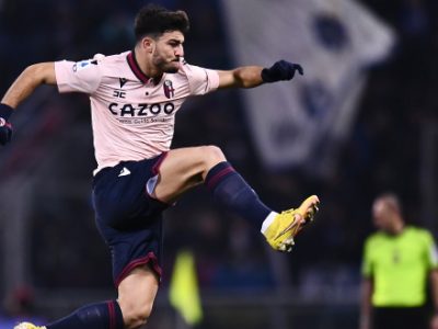 Orsolini si conferma il più in palla del Bologna, Sansone da centravanti fa quel che può, la difesa sbaglia sul gol di Hojlund