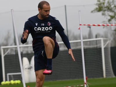 Ultimo allenamento della settimana per il Bologna, nessuna novità dall'infermeria