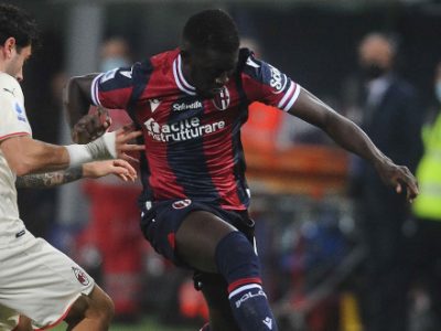 Bologna-Milan sul filo dell'equilibrio: 25 successi a 28, 21 pareggi, 102 gol a testa. Ma i rossoblù non vincono dal 10 marzo 2002