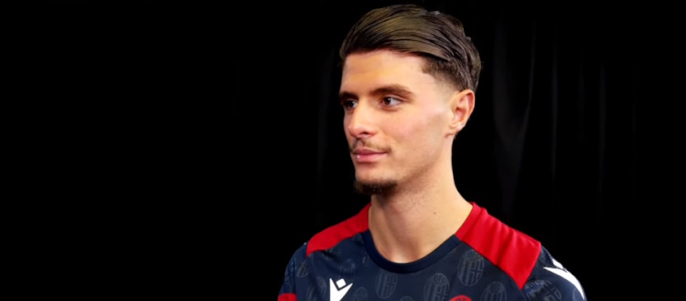 El Azzouzi: "Felice di rappresentare un club storico come il Bologna. Mi piace recuperare palloni ma so anche impostare"