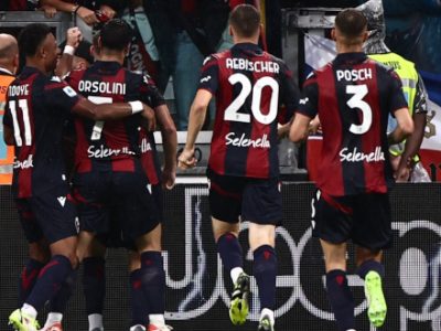 Solo Di Bello e Fourneau fermano il Bologna in casa della Juventus: 1-1 con Ferguson e Vlahovic, pesa un errore enorme di arbitro e VAR
