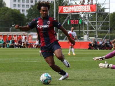 Questa volta è il Bologna a rimontare: la tournée olandese si apre con un 2-1 all'Utrecht, a segno Zirkzee e De Silvestri