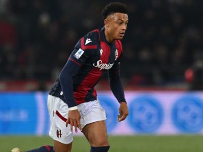 Lavoro tecnico-tattico e partitella per il Bologna, ancora a parte Karlsson. Tegola Ndoye: stop di 6 settimane