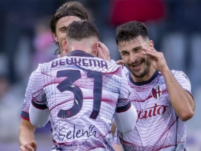 Orsolini in gruppo a due giorni da Inter-Bologna, per i rossoblù seduta tattica con partitella