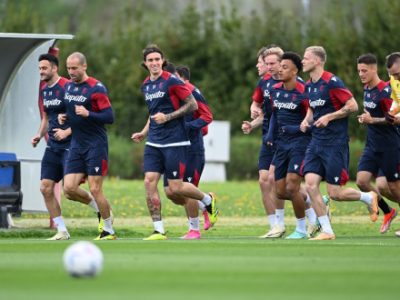 Lavoro tattico e partitella per il Bologna, prosegue il recupero di Beukema